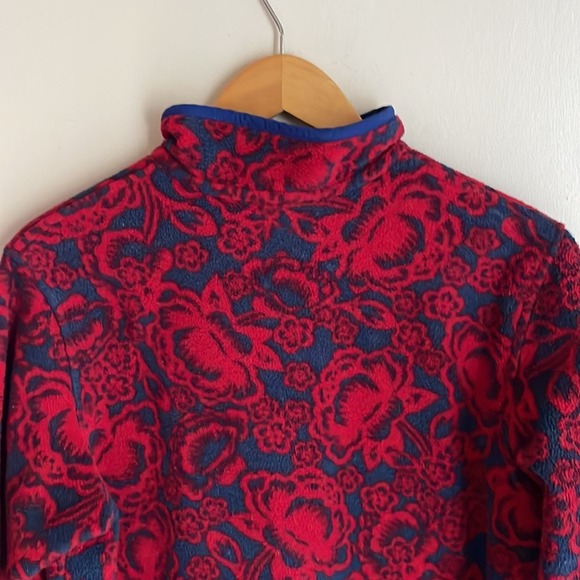 Patagonia Synchilla Snap T Lotus Flower Pullover in Barceloneta Red - Picture 9 of 16
